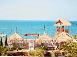 Parasio de Bernal Beach Resort