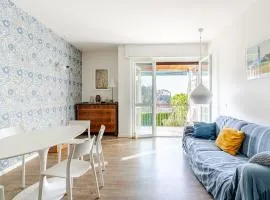Sea view apartment with private garden