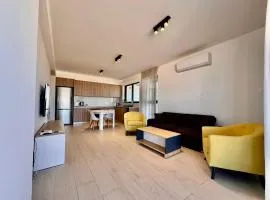 Mackenzie Seaside Apartment