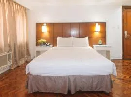 Comfy Inn Manila Kalaw by RedDoorz