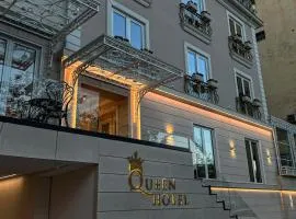 Hotel Queen