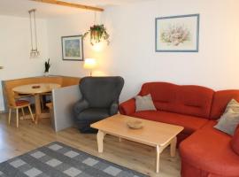 Ferienhaus Nr 48, Kategorie Komfort, Feriendorf Hochbergle, Allgäu, hotel di Lechbruck