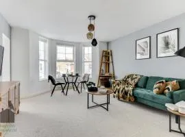 One Bedroom Apartment by Worthing seafront