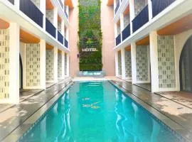 Suites5 Hotel