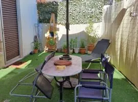 "ΑΡΜΟΝΊΑ" ΔΙΑΜΕΡΙΣΜΑ, ΚΑΛΑΜΑΤΑ-"HARMONY" apartment, Kalamata