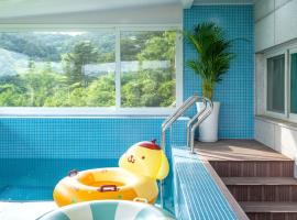 Gapyeong Nomadrium poolvilla Pension, hotel a Gapyeong