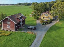 4 Bedroom Awesome Home In J&ouml;nk&ouml;ping, l&uacute;xush&oacute;tel &iacute; J&ouml;nk&ouml;ping