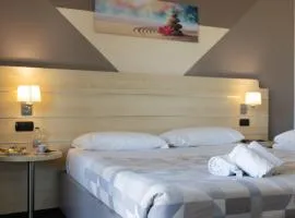Hotel Giallo