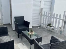 Terapia Salada I, hotel in Zahora