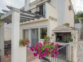Scenic Two Bedroom Villa with Private Pool