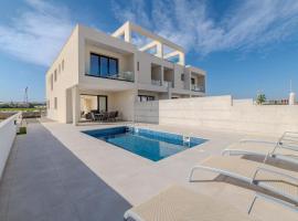 Quattro Rise, hotel v destinaci Paralimni
