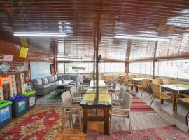 Anz Guest House Pansiyon、セルチュクのホテル