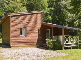 Chalet 3 étoiles - Piscine - eeid0f, hotel in Corrèze