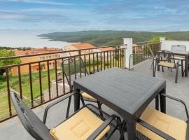 Gorgeous Home In Rabac With Wifi, hotel v destinaci Rabac