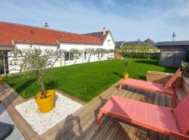 Amazing Apartment In Amblainville, ξενοδοχείο σε Amblainville