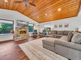 Tahoe Retreat with Decks and Separate Studio