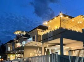 Villa Neona Nora, hotel en Tlekung