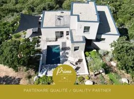 Villa architecte vue mer et maquis
