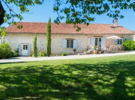 gite les gardes, hotel in Saint-Pierre-de-Côle