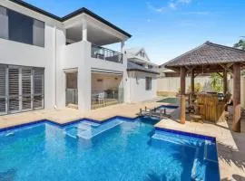 Luxury by the Sea with Pool, Theatre Room, Gazebo