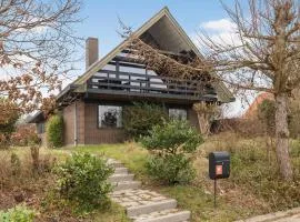 Amazing Home In Ebeltoft With Wifi