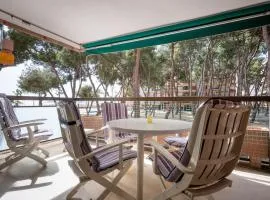 AT103 Pins Beachfront complex, beach view