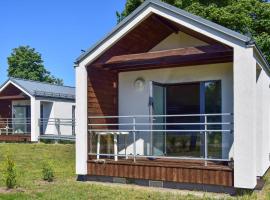 Awesome Home In Nowe Warpno, hôtel à Nowe Warpno