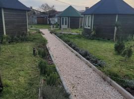 The Vie Llage - Olive Tree double bungalow，瓦戈斯的平房小屋