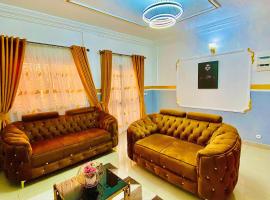 Cozy appartment Bonamoussadi SANTA LUCIA WiFi GROUP ELECTROGèNE NETFLIX, Hotel in Douala