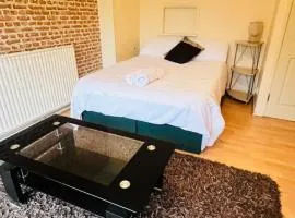 Convenient Retreat Rooms