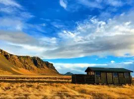 Green Farm Stay with private hot tub