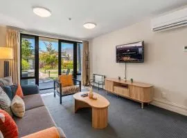 THE BEACON - 2 BEDROOM TOWN CENTER APARTMENT 614