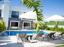 BD4109 Two BedroomedVilla withPool inBodrumYalikavak
