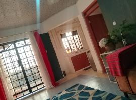 Lovely one bedroom airbb in THIKA with WiFi ,ample parking-next to the road，位于Thika的度假短租房