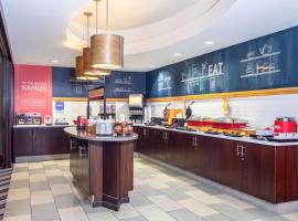 Hampton Inn Orlando-International Airport、オーランドのホテル