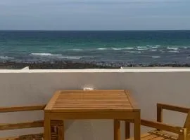 Beach house بيت البحر、アズ・シーファーのコテージ