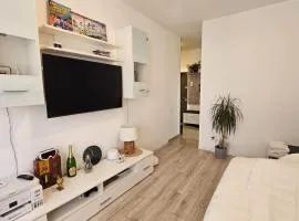 Single room Perfect for single or couples!