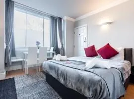 1 Riverside Apartments