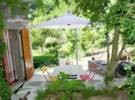 Maison spacieuse à Saint-André-de-Valborgne avec jardin 120 m²