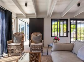 Old Charm Meets New, hotel in Perth