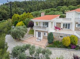 Yasemi Home by RentalsPro - Lagomandra Halkidiki, hotel en Elia