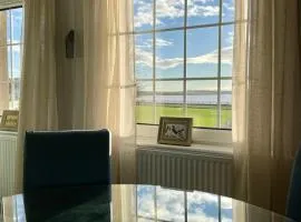 A 2 Bedroom flat in Culross home of Outlander