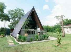 Inato Suites- Teepee House