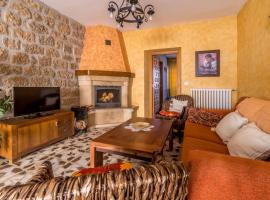 Casa Rural Bocanegra, hotel in Canicosa de la Sierra