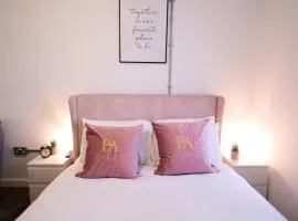 Modern Living 1Bed in Central Warrington