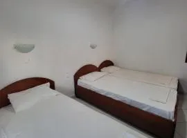 Villa themis Ενοικιαζόμενα δωμάτια