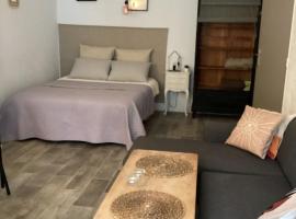 L'appartement de Gaston, Hotel in Les Sablettes