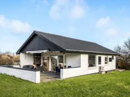 Gorgeous Home In Vinderup With Wifi