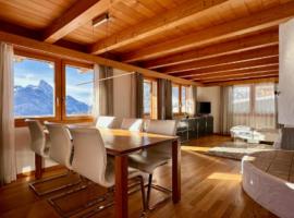 Enchanting Chalet in the Picturesque Schonried, hotel in Schönried