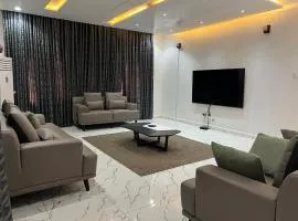 Exotic 3 bedroom flat in Aco, Lugbe